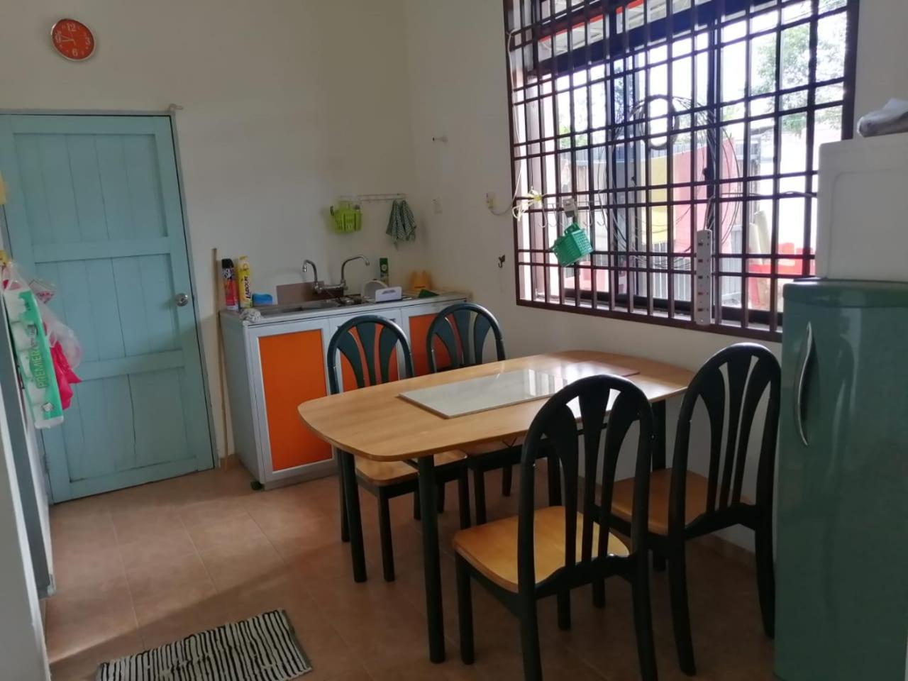 Joyfin Homestay Roomstay Muar Exterior foto