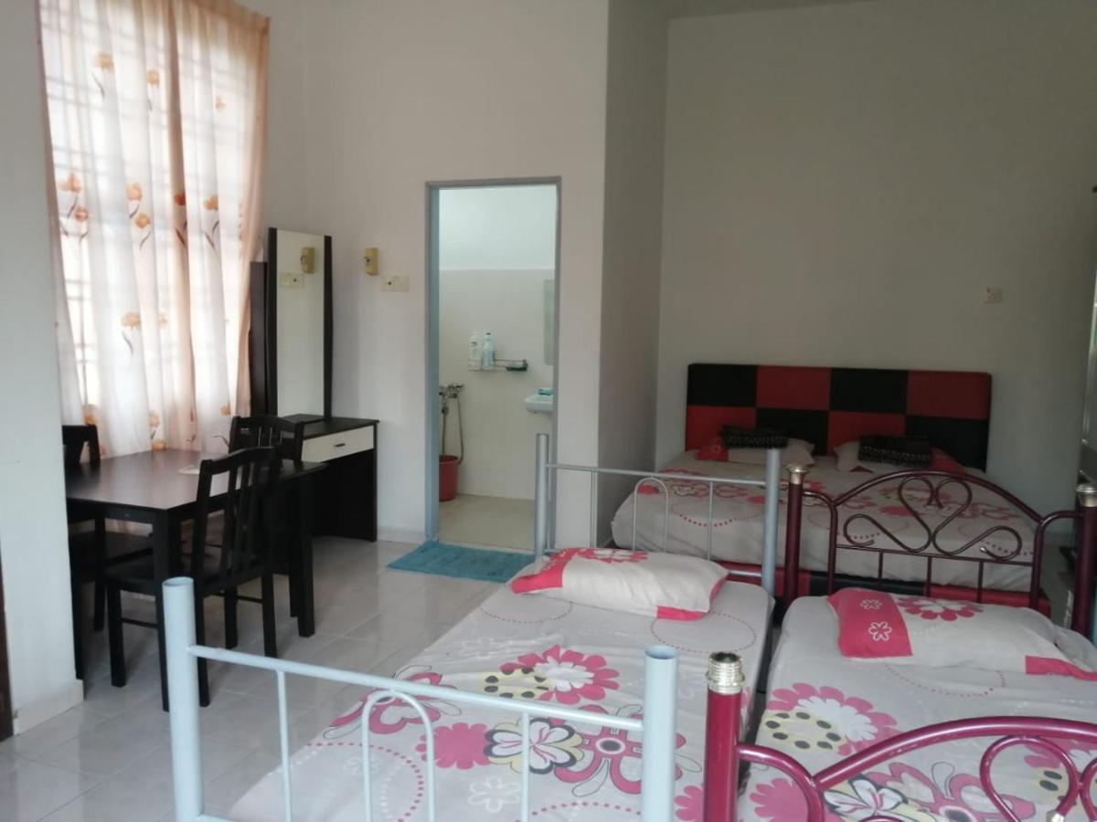 Joyfin Homestay Roomstay Muar Exterior foto