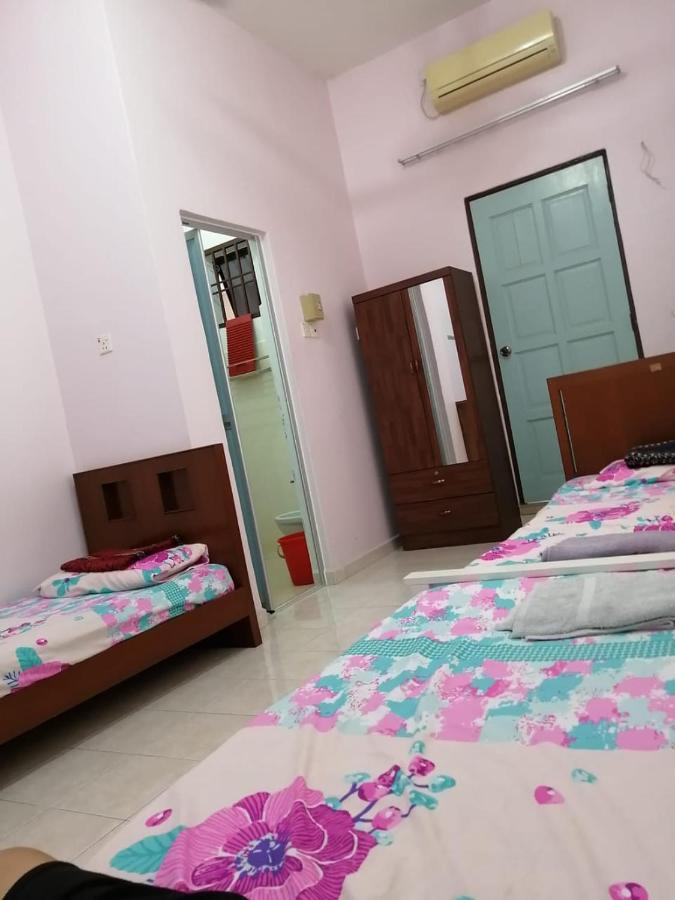 Joyfin Homestay Roomstay Muar Exterior foto