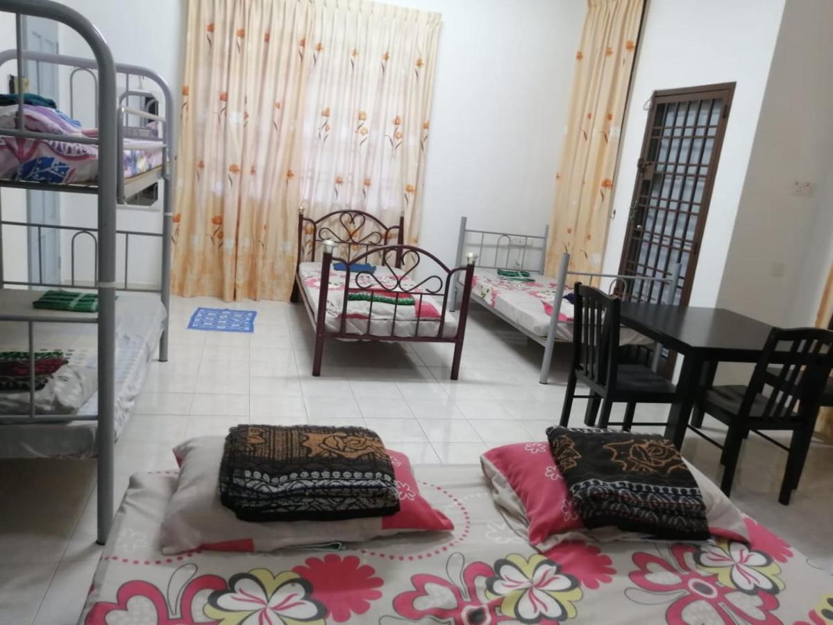 Joyfin Homestay Roomstay Muar Exterior foto